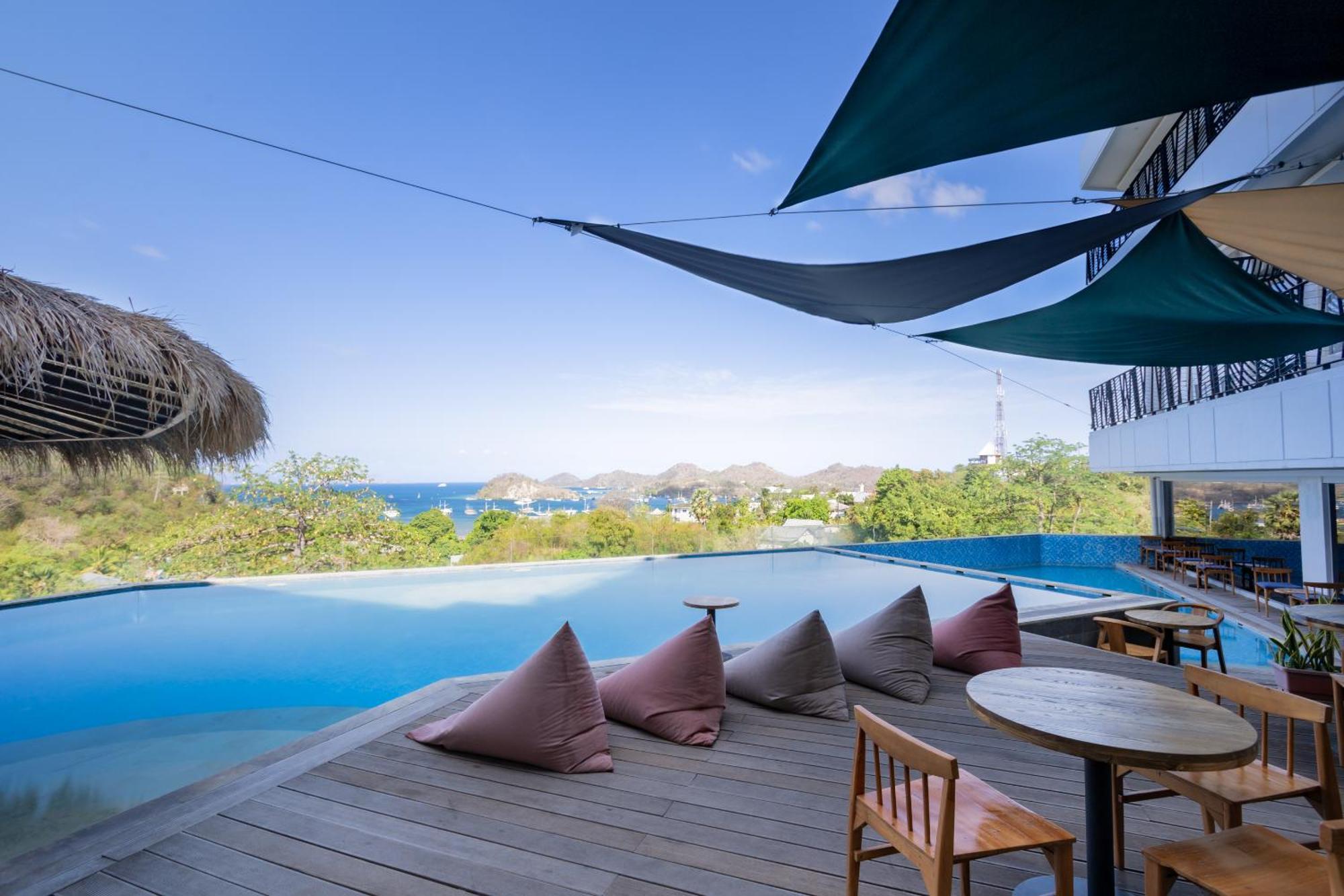 Zasgo Hotel Labuan Bajo Exterior foto